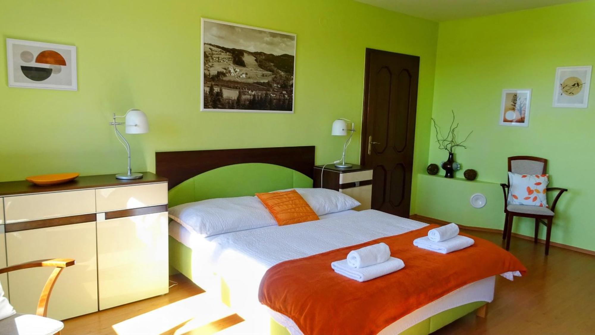 Apartman Nesyt เซดเลซ ภายนอก รูปภาพ